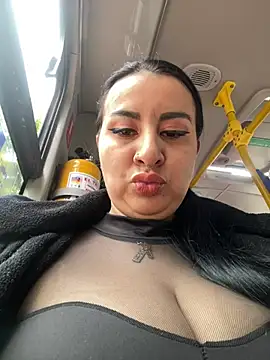 Abril Luv online show from 03/21/25, 12:06