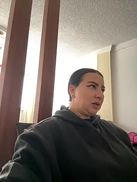 Abril Luv online show from 11/10/25, 12:54