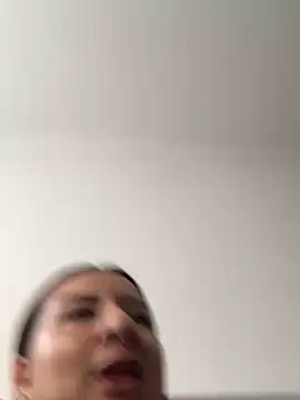 Abril Luv online show from 03/14/26, 12:44