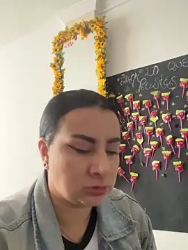 Abril Luv online show from 10/03/25, 12:39