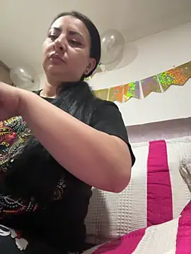 Abril Luv online show from 02/07/26, 02:19