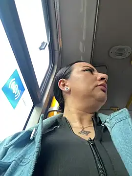 Abril Luv online show from 02/20/26, 12:07