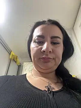 Abril Luv online show from 02/28/26, 01:05