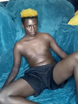 Kuhusus online show from 11/17/25, 06:28