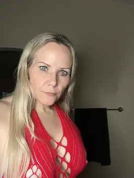 Snapshot of Sexual_Lovable_Doll chatting on 12/11/24, 12:44 Sexual Lovable Doll online show from 12/11/24, 12:44