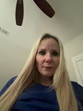 Sexual Lovable Doll online show from 02/24/26, 10:54