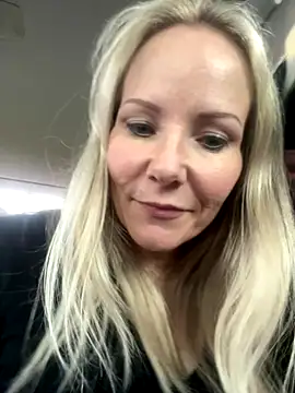 Sexual Lovable Doll online show from 11/26/25, 07:58