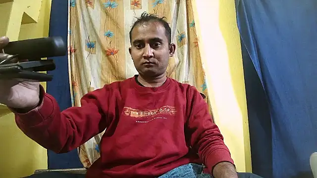 Snapshot of Cute_boy2000 chatting on 02/09/25, 12:30 Cute boy2000 online show from 02/09/25, 12:30