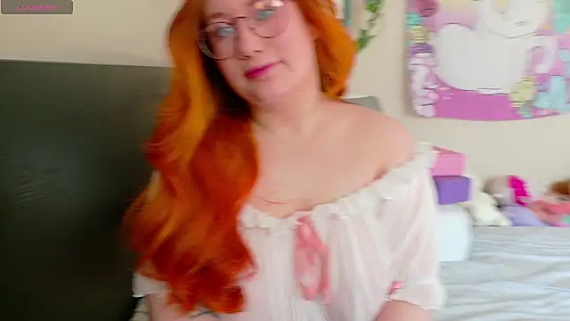 FluffyRainbowKity online show from 04/24/26, 08:38