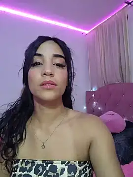 Snapshot of _nathaly_sweet chatting on 06/21/26, 05:24 nathaly sweet online show from 06/21/26, 05:24
