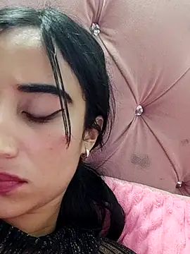 Snapshot of _nathaly_sweet chatting on 02/16/25, 04:31 nathaly sweet online show from 02/16/25, 04:31