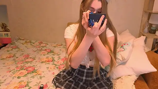 ShyBerryNelly online show from 06/07/26, 01:11