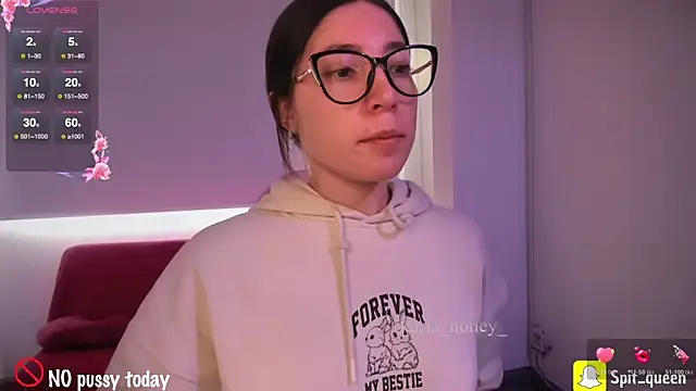 Spit queen online show from 10/30/25, 04:15