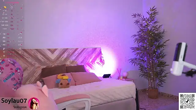 imjess01 online show from 04/13/26, 03:38