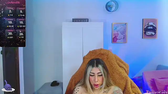 Martina Dash online show from 03/03/25, 08:11