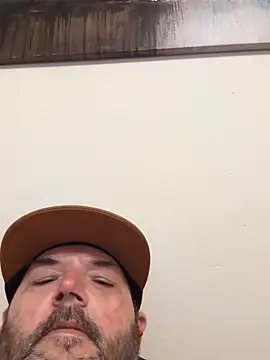 Louis504z online show from 04/21/26, 01:42