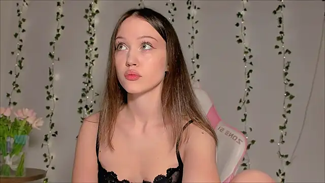 Amelia Lein online show from 12/02/25, 10:55