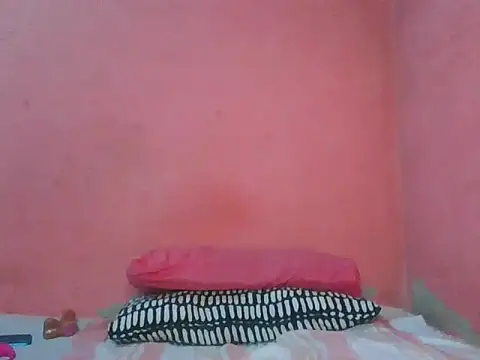 Powerdiva1 online show from 11/12/25, 03:21