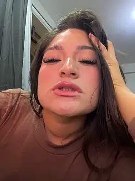 LuceroRm online show from 04/28/26, 03:55