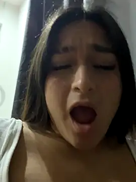 LuceroRm online show from 11/06/25, 04:49