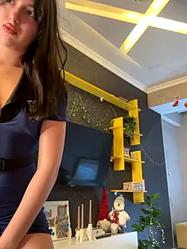 Tasty Nora online show from 12/19/25, 05:32