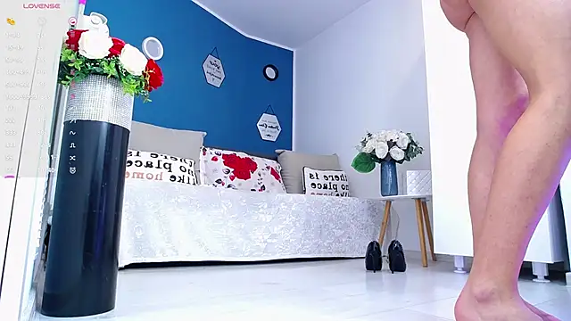 Aphrodite Amely online show from 11/20/25, 02:40