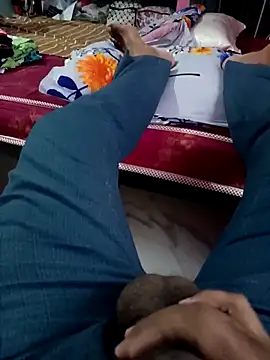 adicma123 online show from 10/23/25, 09:08