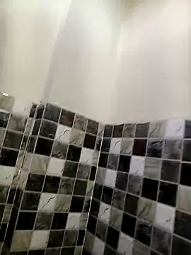 adicma123 online show from 11/20/25, 07:31