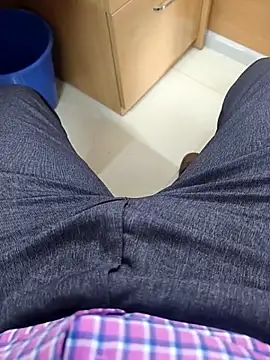 adicma123 online show from 02/19/26, 08:44