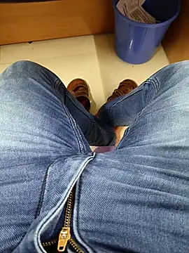 adicma123 online show from 11/07/25, 01:48