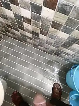 adicma123 online show from 10/17/25, 05:33