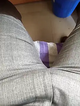 adicma123 online show from 02/12/26, 07:08