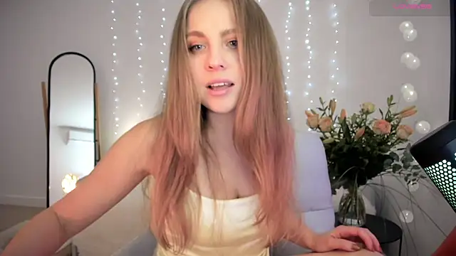 ImKeira online show from 01/10/26, 09:10