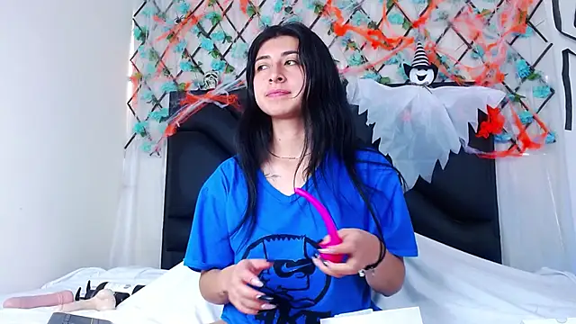 EmmaWilliamss online show from 10/14/25, 03:34