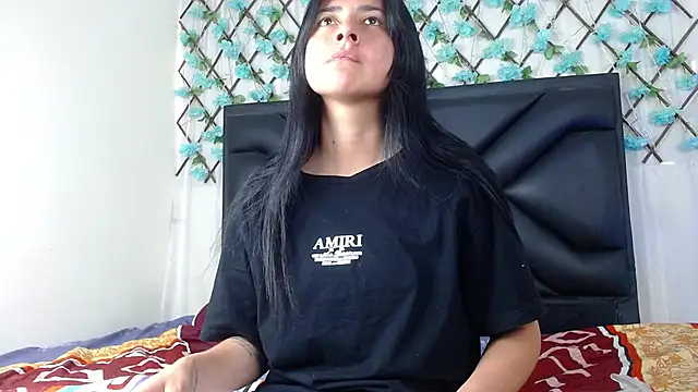 EmmaWilliamss online show from 12/04/25, 03:33