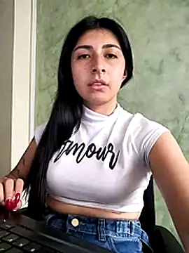 EmmaWilliamss online show from 11/24/25, 08:20