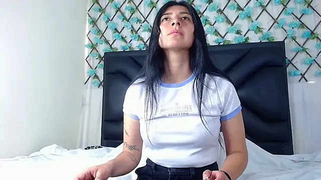 EmmaWilliamss online show from 01/14/26, 02:31