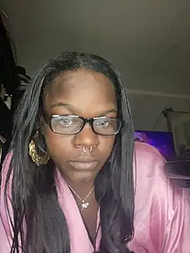 Kannibus Coochi online show from 04/05/26, 06:14