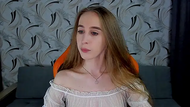 Snapshot of _mira_cle_ chatting on 01/24/25, 02:39 mira cle online show from 01/24/25, 02:39