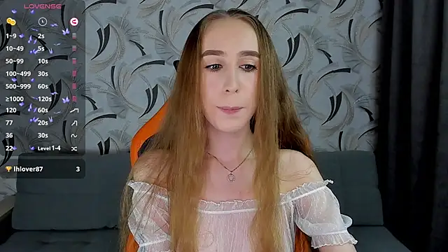 Snapshot of _mira_cle_ chatting on 12/14/24, 11:12 mira cle online show from 12/14/24, 11:12