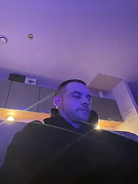 Z1uk online show from 03/03/26, 01:12