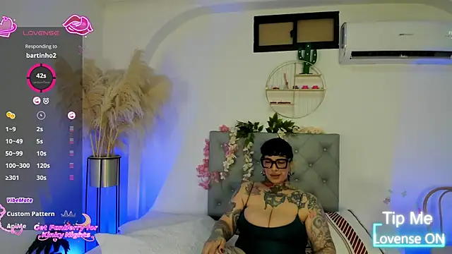 VampGirl1 online show from 05/30/26, 01:28