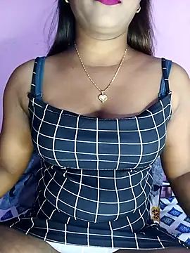 Snapshot of ANGE-MOU chatting on 03/09/25, 09:35 ANGE-MOU online show from 03/09/25, 09:35