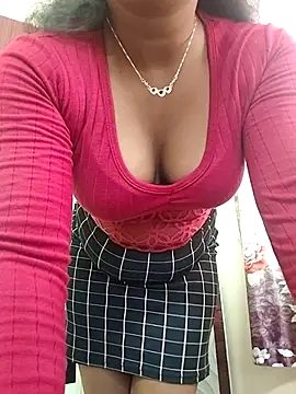 ANGE-MOU online show from 01/15/26, 02:59