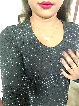 ANGE-MOU online show from 02/24/26, 04:24