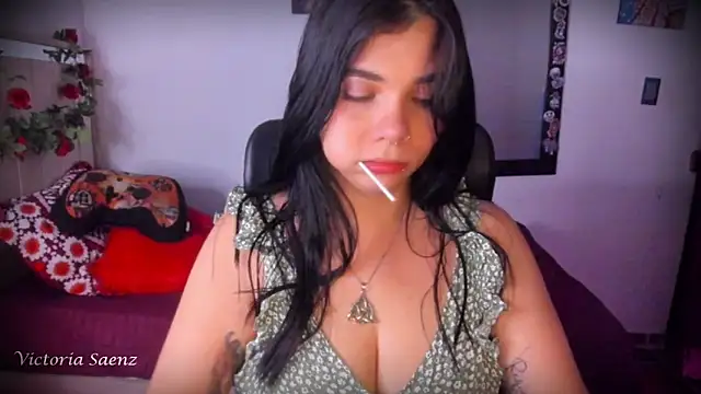 victoriaasaenz  online show from 06/14/26, 01:02
