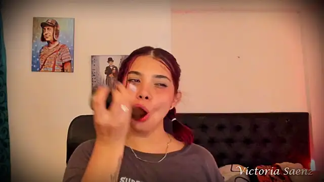 victoriaasaenz  online show from 03/20/25, 03:45