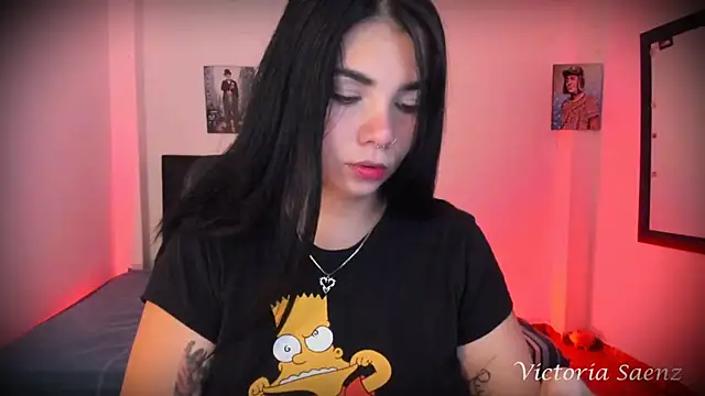 victoriaasaenz  online show from 10/22/25, 12:21