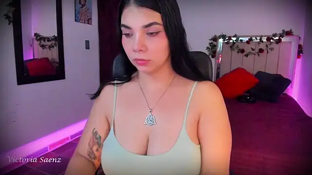 victoriaasaenz  online show from 03/05/26, 12:51