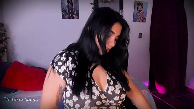 victoriaasaenz  online show from 07/09/26, 12:55